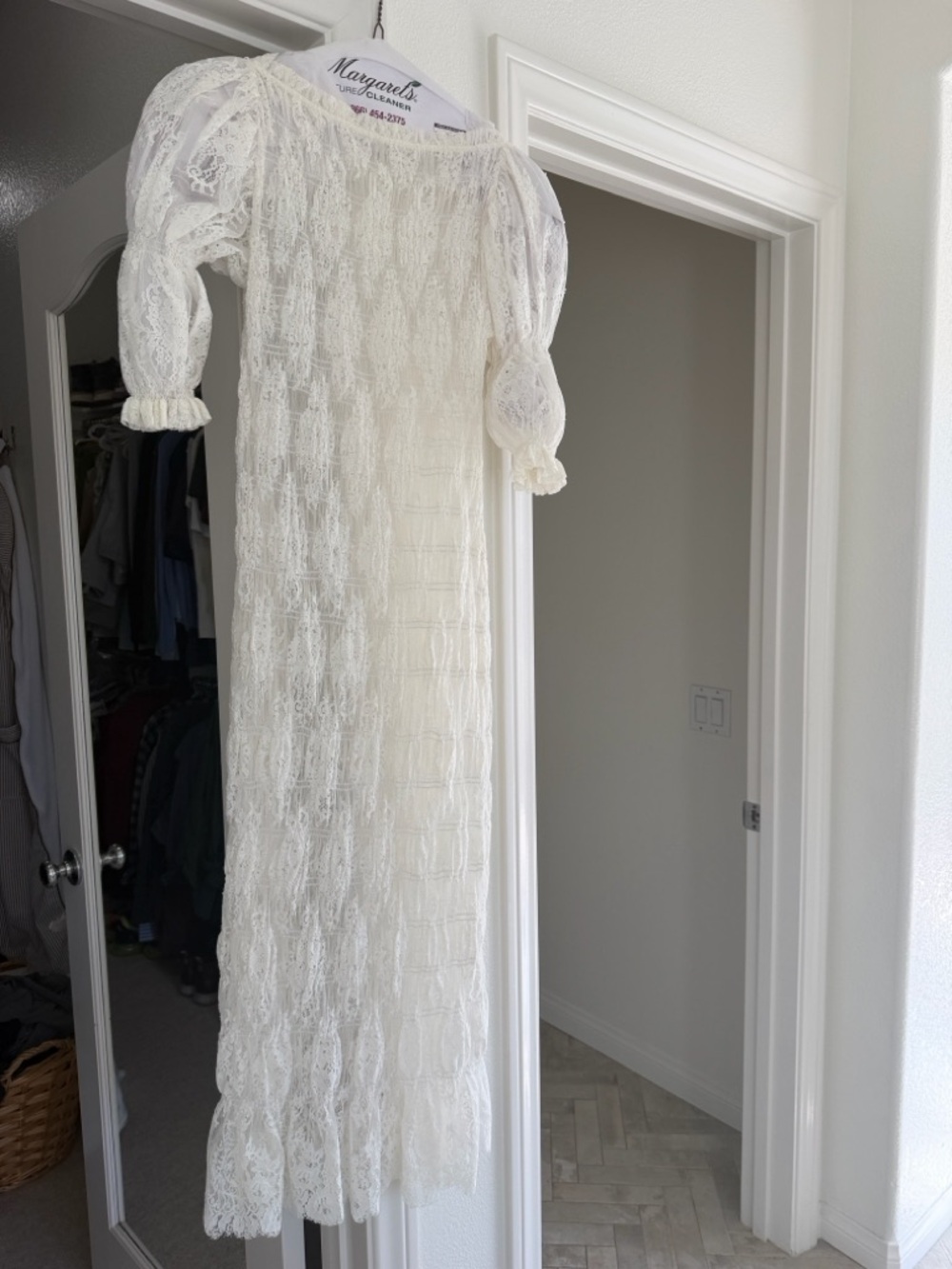 Doen Raquella Lace dress in Salt size small. Like new! - Picture 7 of 11